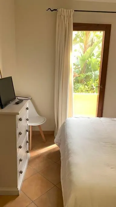 Nest House - Esclusivo Appartamento Marina Di Olbia- Mater Olbia - Beaches - Close To The Airport - Private Parking- Full Comforts - 0*,