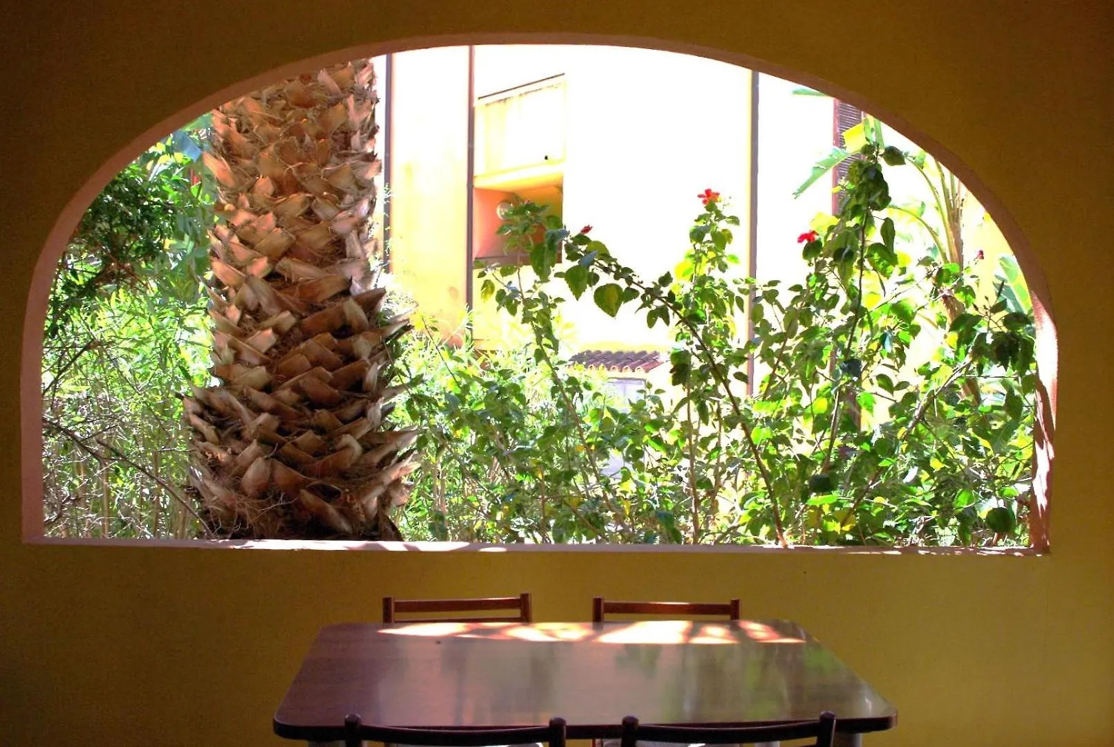 Nest House - Esclusivo Appartamento Marina Di Olbia- Mater Olbia - Beaches - Close To The Airport - Private Parking- Full Comforts -