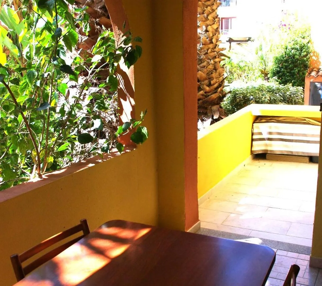 アパート Nest House - Esclusivo Appartamento Marina Di Olbia- Mater Olbia - Beaches - Close To The Airport - Private Parking- Full Comforts -
